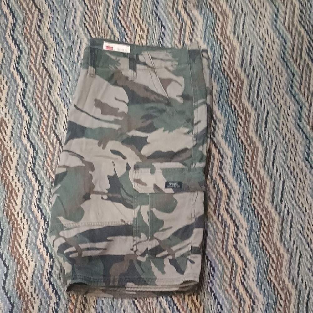 Wrangler Men's Camouflage Cargo Shorts